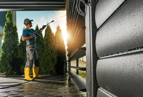 Garage Pressure Washing in Riverside, IL